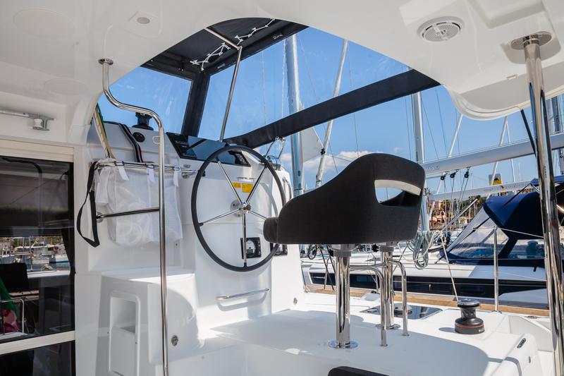 Book yachts online - catamaran - Lagoon 40 (Gen+A/C) - Gelso - Premium line - rent