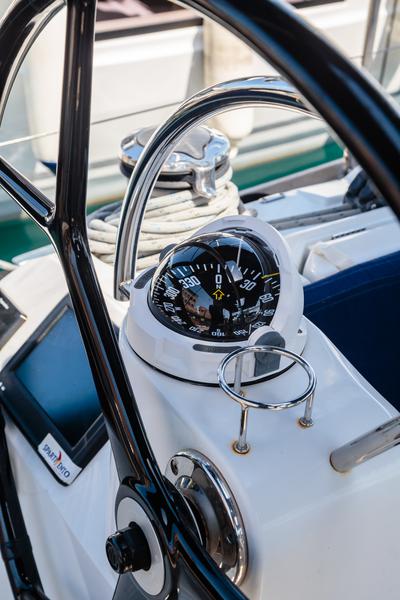 Book yachts online - sailboat - Sun Odyssey 519 - Mystral - Standard line - rent