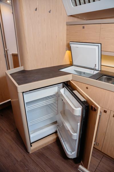 Book yachts online - sailboat - Oceanis 45 - Mizzica - Comfort line - rent