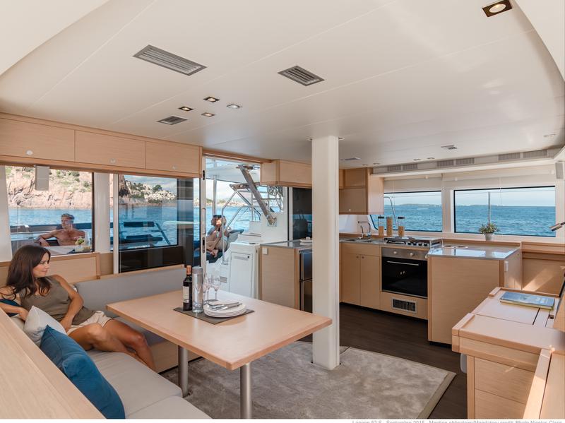 Book yachts online - catamaran - Lagoon 52F (Gen+A/C+WM) - SAILUXE - Fico - rent