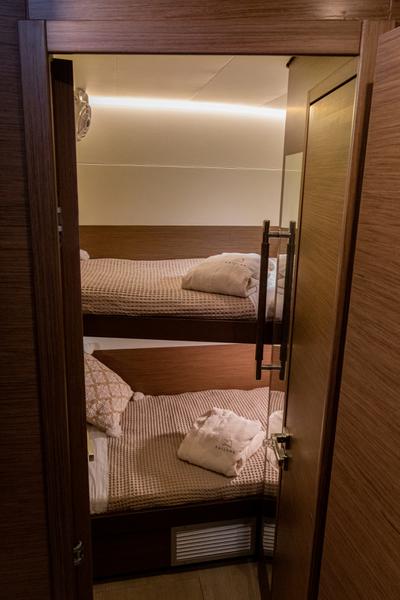 Book yachts online - catamaran - Lagoon 52F (Gen+A/C+WM) - SAILUXE - Fico - rent