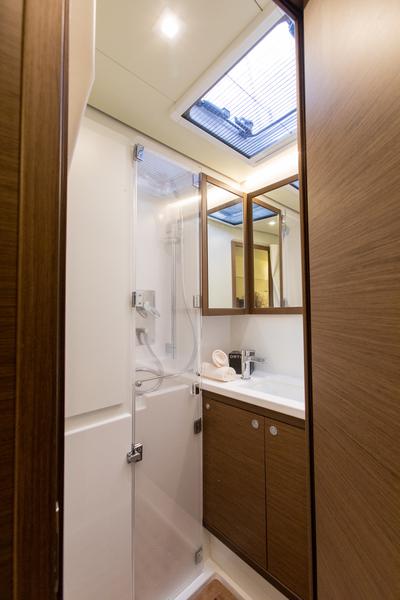 Book yachts online - catamaran - Lagoon 52F (Gen+A/C+WM) - SAILUXE - Fico - rent