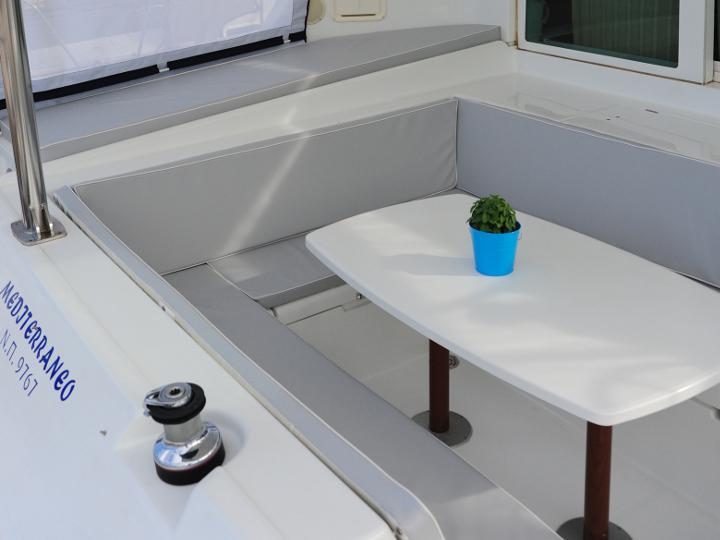Book yachts online - catamaran - Lagoon 420 - Mediterraneo - rent