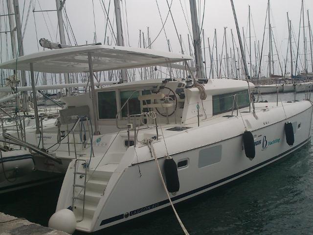 Book yachts online - catamaran - Lagoon 420 - Mediterraneo - rent