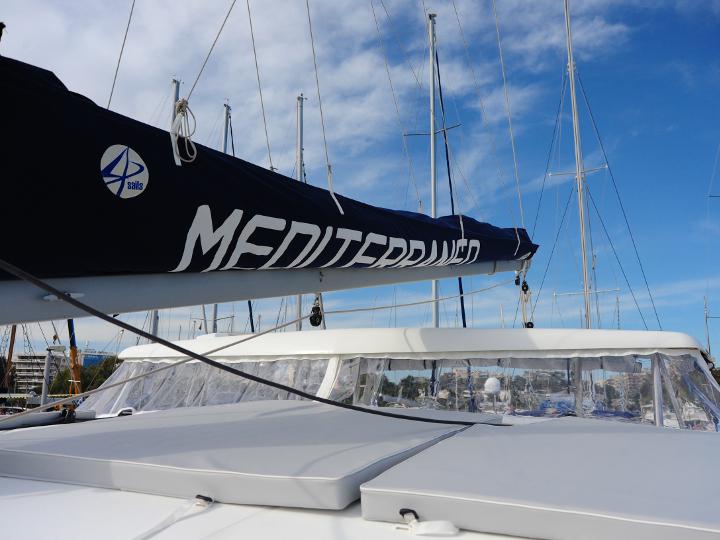 Book yachts online - catamaran - Lagoon 420 - Mediterraneo - rent