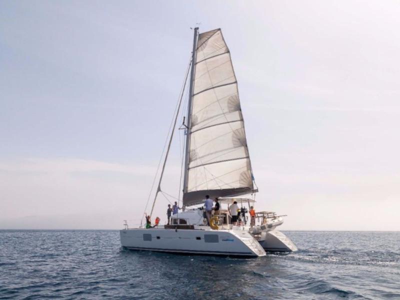 Book yachts online - catamaran - Lagoon 380 S2 - Pearl - rent