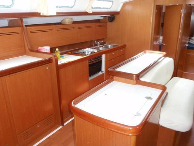 Book yachts online - sailboat - Cyclades 50.5 - KRISTINA II - rent