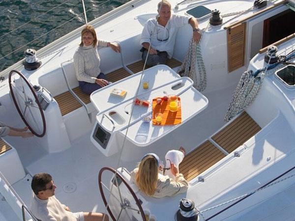 Book yachts online - sailboat - Cyclades 50.5 - KRISTINA II - rent