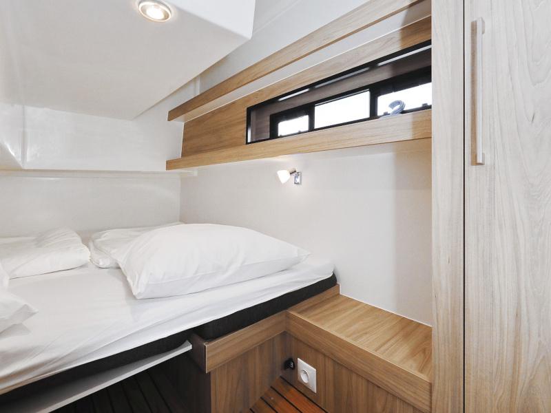 Book yachts online - motorboat - Futura 40 Grand Horizon - VESPUCCI - rent