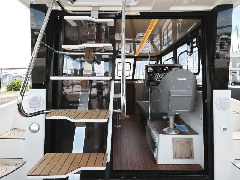 Book yachts online - motorboat - Futura 40 Grand Horizon - VESPUCCI - rent