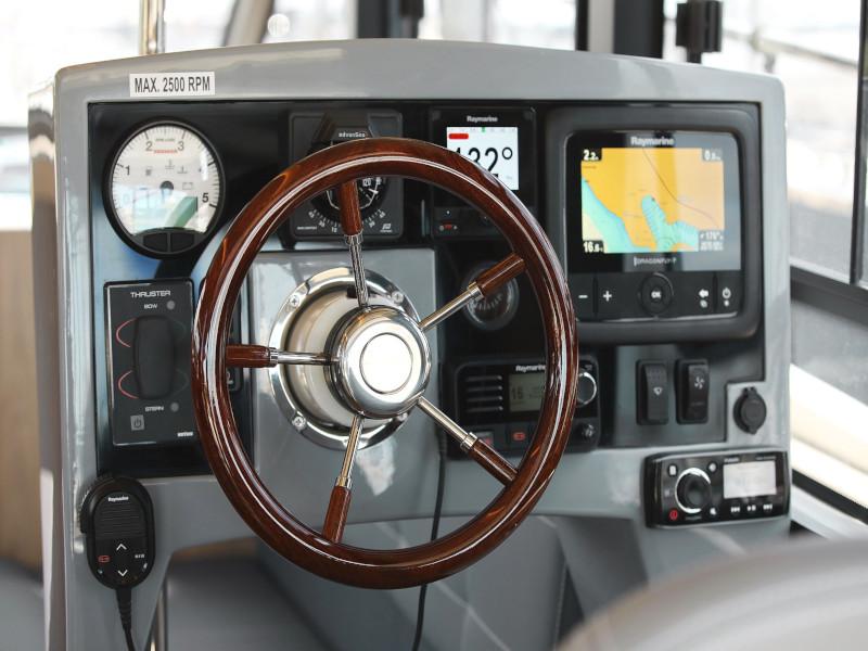 Book yachts online - motorboat - Futura 40 Grand Horizon - VESPUCCI - rent