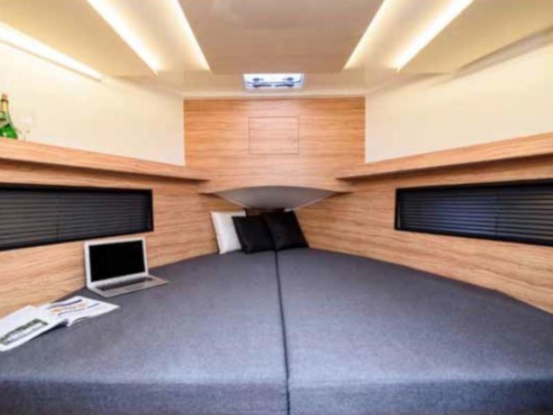 Book yachts online - motorboat - Futura 40 Grand Horizon - X COLUMBUS - rent