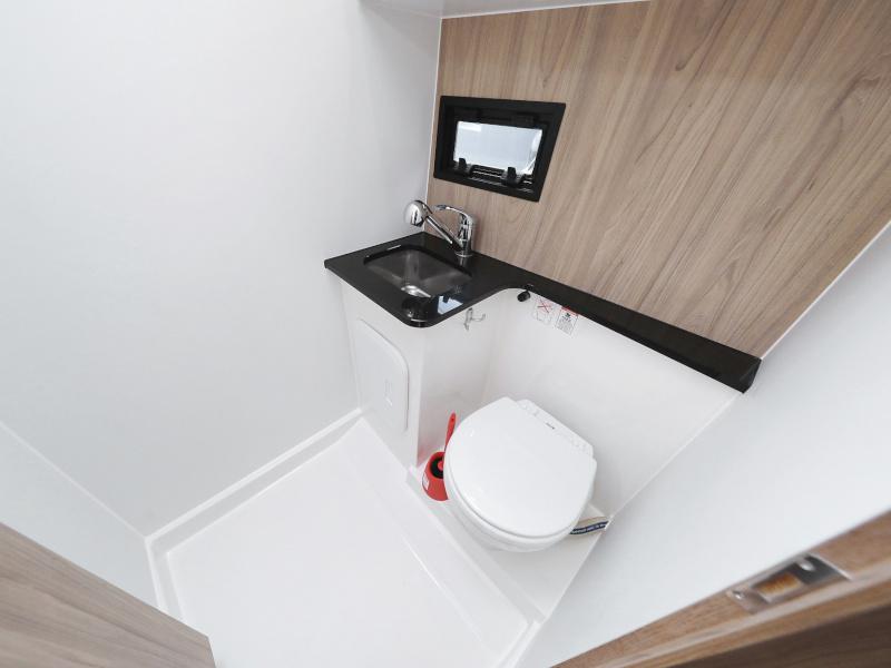 Book yachts online - motorboat - Futura 40 Grand Horizon - X COLUMBUS - rent