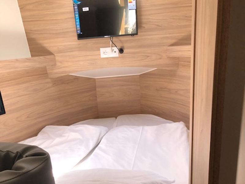 Book yachts online - motorboat - Futura 40 Grand Horizon - X COLUMBUS - rent