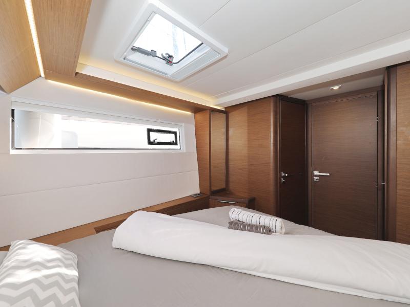 Book yachts online - catamaran - Lagoon 50 - 50 CENT Air Condition Generator Watermaker - rent