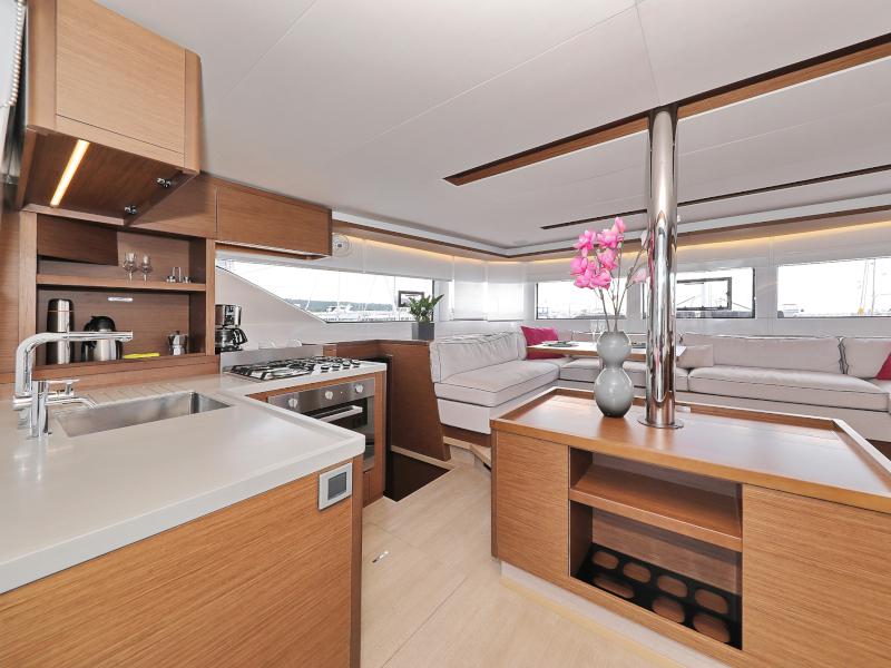 Book yachts online - catamaran - Lagoon 50 - 50 CENT Air Condition Generator Watermaker - rent