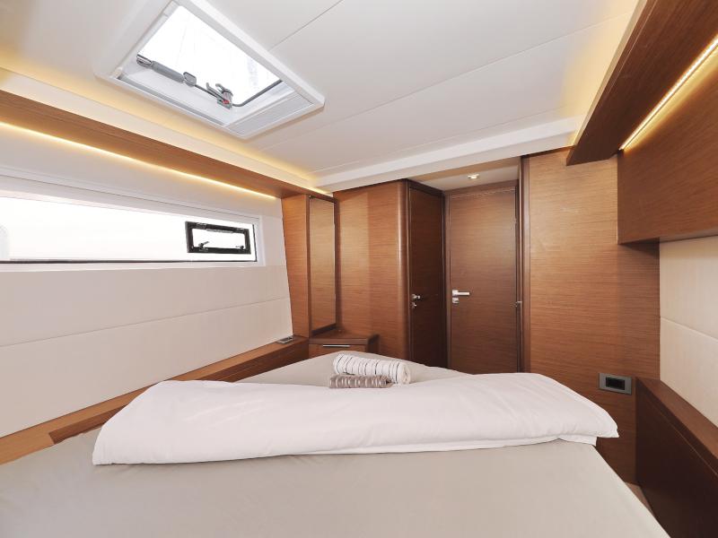 Book yachts online - catamaran - Lagoon 50 - 50 CENT Air Condition Generator Watermaker - rent