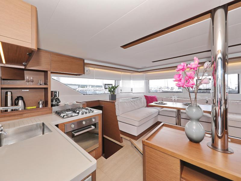 Book yachts online - catamaran - Lagoon 50 - 50 CENT Air Condition Generator Watermaker - rent