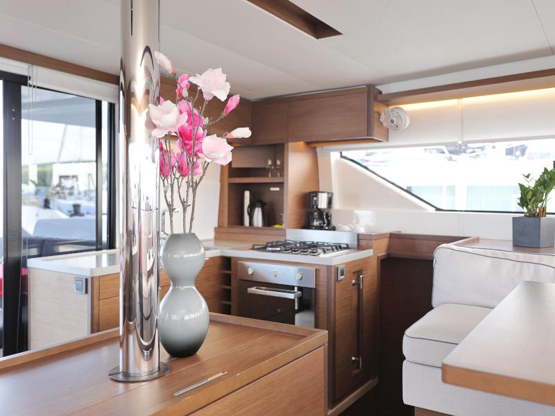 Book yachts online - catamaran - Lagoon 50 - 50 CENT Air Condition Generator Watermaker - rent
