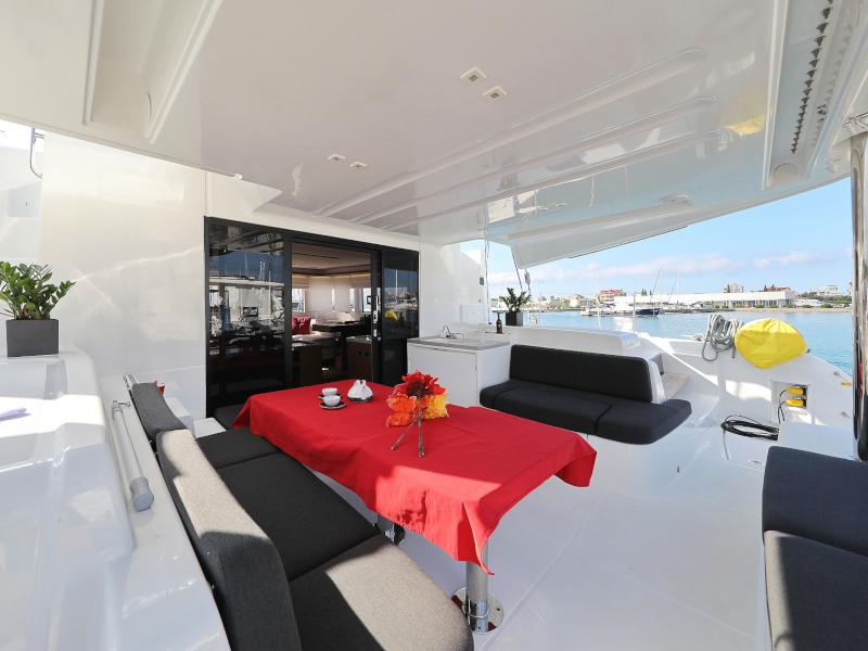 Book yachts online - catamaran - Lagoon 50 - 50 CENT Air Condition Generator Watermaker - rent