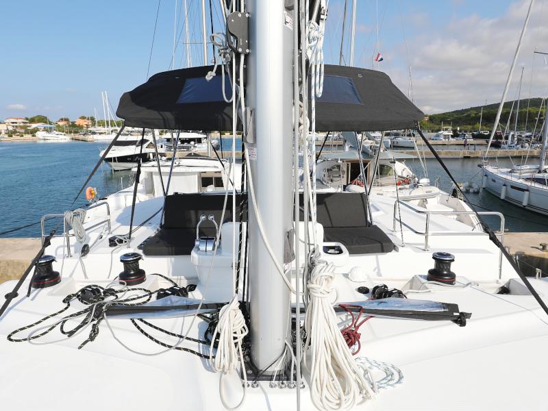 Book yachts online - catamaran - Lagoon 50 - 50 CENT Air Condition Generator Watermaker - rent