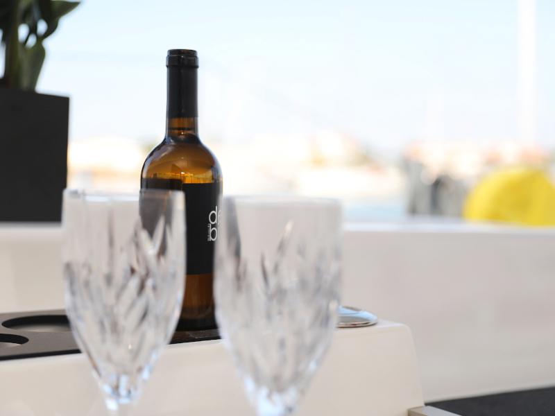 Book yachts online - catamaran - Lagoon 50 - 50 CENT Air Condition Generator Watermaker - rent