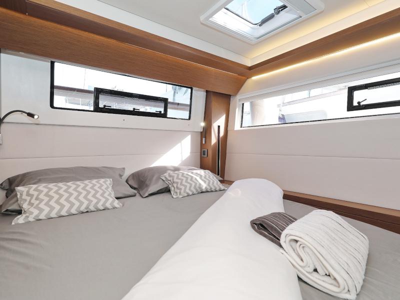 Book yachts online - catamaran - Lagoon 50 - 50 CENT Air Condition Generator Watermaker - rent
