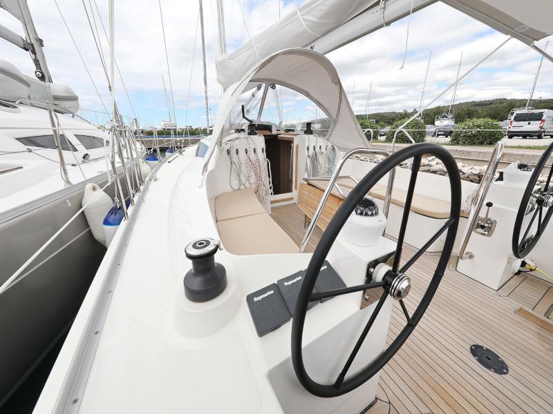 Book yachts online - sailboat - Cobra 38 - TEUTA  - rent