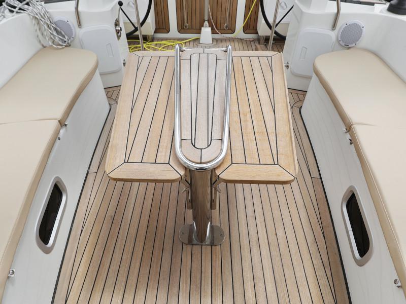 Book yachts online - sailboat - Cobra 38 - TEUTA  - rent