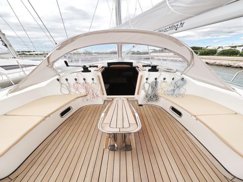 Book yachts online - sailboat - Cobra 38 - TEUTA  - rent