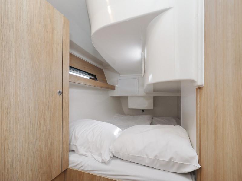 Book yachts online - sailboat - Cobra 38 - TEUTA  - rent