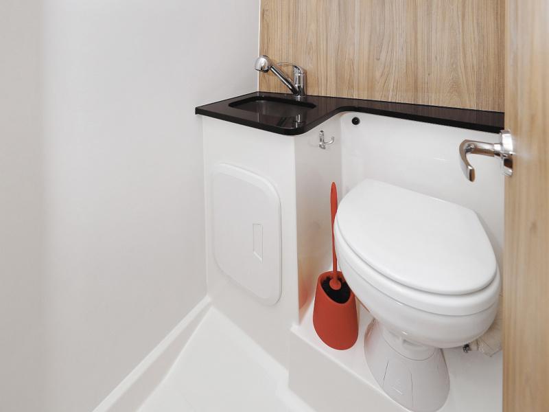 Book yachts online - motorboat - Futura 40 Grand Horizon - X MAGELLAN - rent