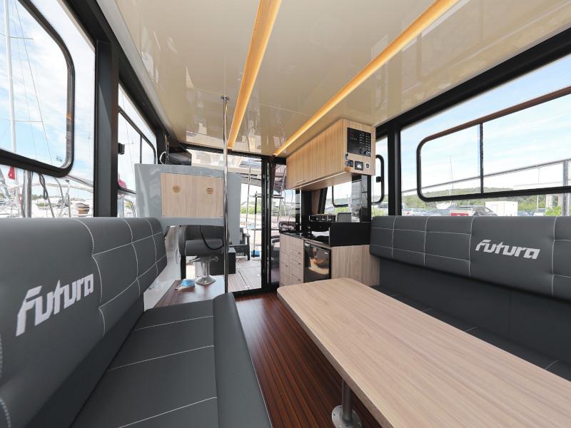 Book yachts online - motorboat - Futura 40 Grand Horizon - X MAGELLAN - rent