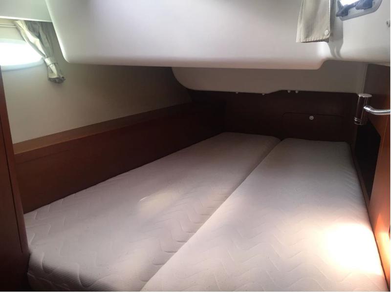 Book yachts online - sailboat - Oceanis 50 Family - Free Spirit - Brand New engine 2020 - rent