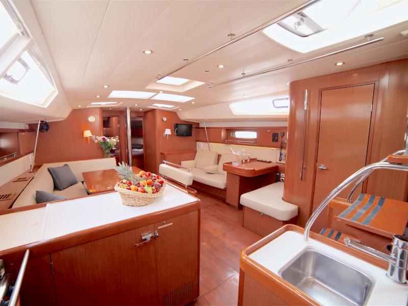 Book yachts online - sailboat - Oceanis 54 - Sail Antares - rent