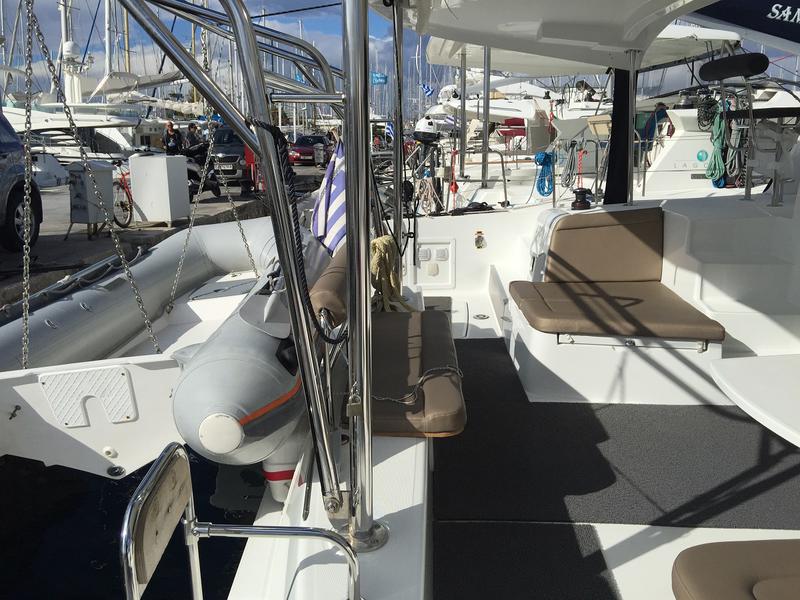 Book yachts online - catamaran - Lagoon 42 - Iris II  (a/c -inverter - solar) - rent
