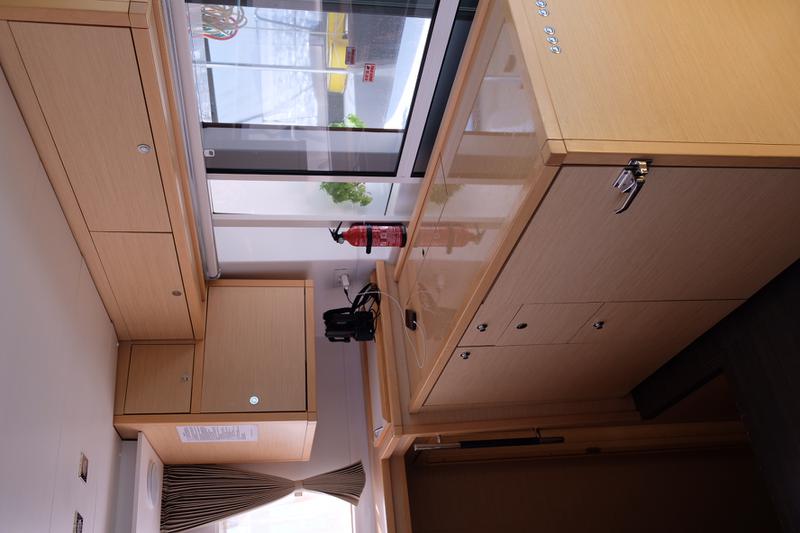 Book yachts online - catamaran - Lagoon 450 - IRIS IV (a/c-gen-watermaker-teak deck) - rent