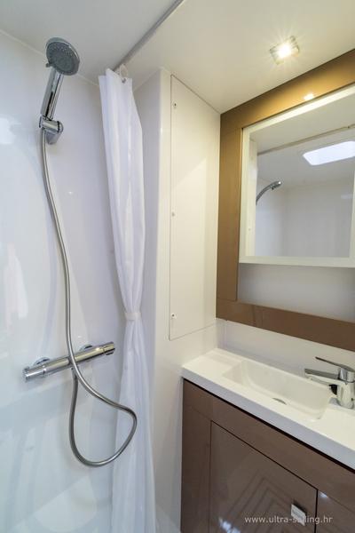 Book yachts online - catamaran - Saona - DESAFINADO - AC and generator - rent