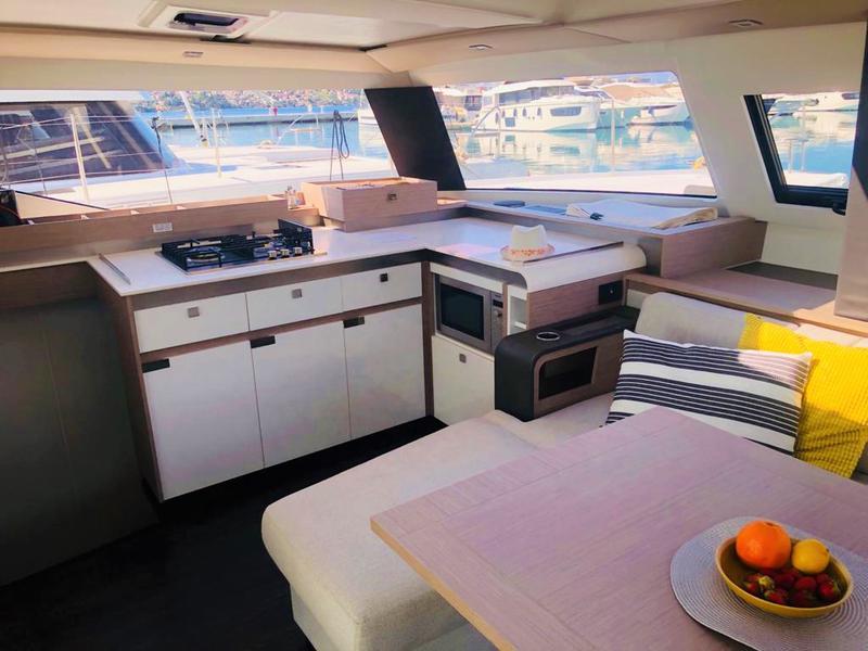 Book yachts online - catamaran - Elba 45 Quatour - PRINCESS VALERIA- AC and generator - rent