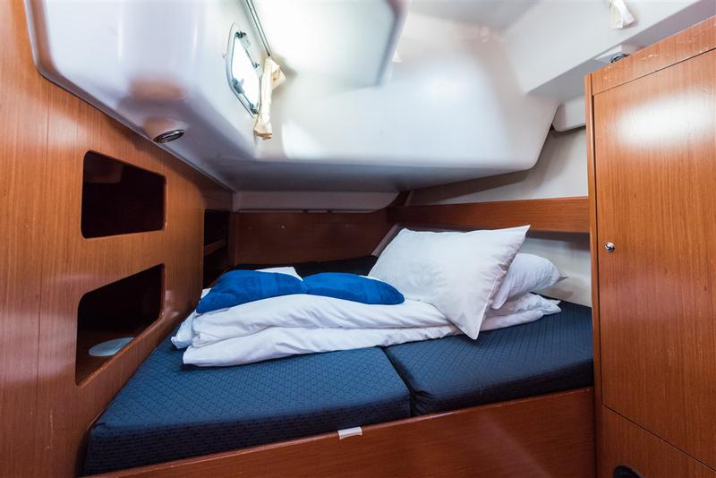 Book yachts online - sailboat - Cyclades 50.5 - LEA - rent