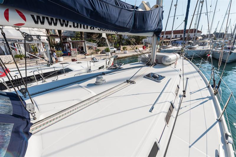 Book yachts online - sailboat - Cyclades 50.5 - LEA - rent