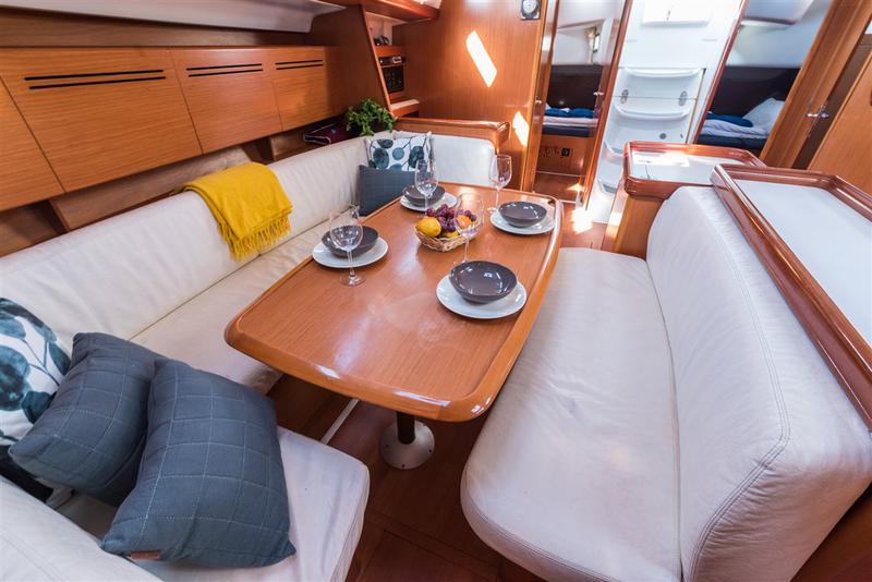Book yachts online - sailboat - Cyclades 50.5 - LEA - rent