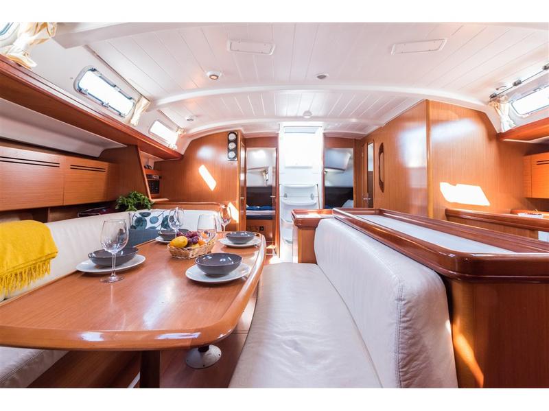 Book yachts online - sailboat - Cyclades 50.5 - LEA - rent