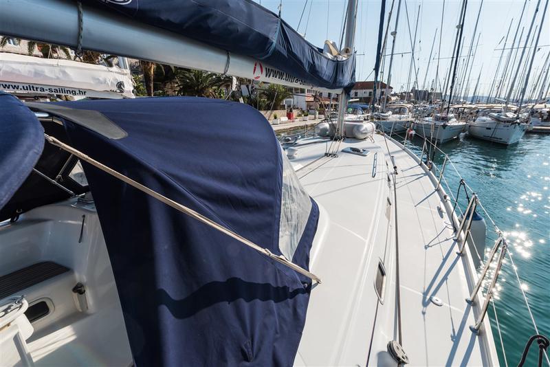 Book yachts online - sailboat - Cyclades 50.5 - LEA - rent