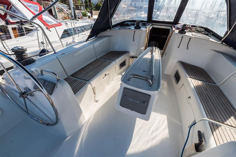 Book yachts online - sailboat - Cyclades 50.5 - LEA - rent