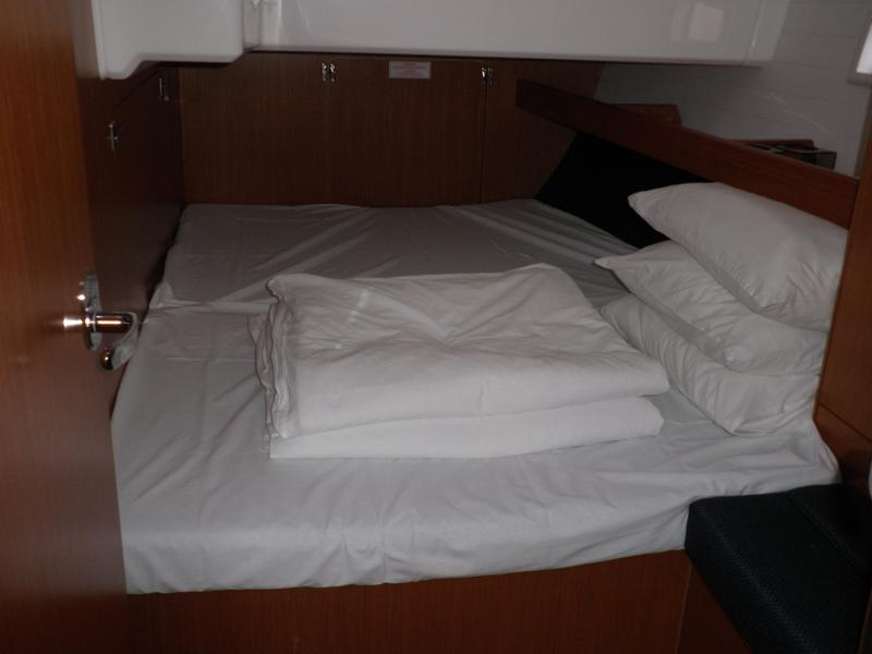 Book yachts online - sailboat - Bavaria Cruiser 46 - VERA 3 - rent