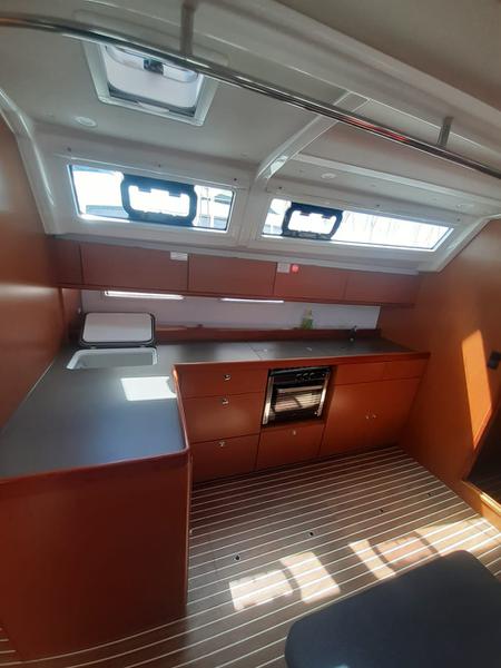 Book yachts online - sailboat - Bavaria Cruiser 46 - PENELOPE - rent