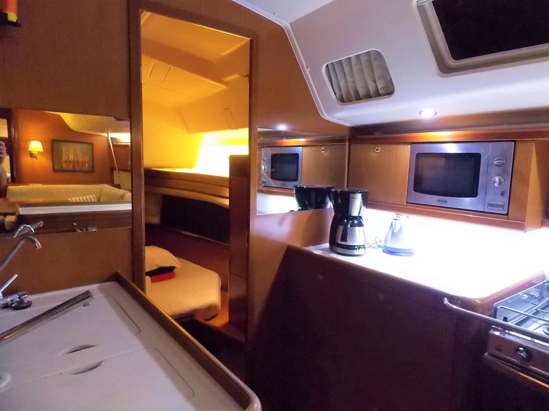 Book yachts online - sailboat - Oceanis 54 - Fos - rent