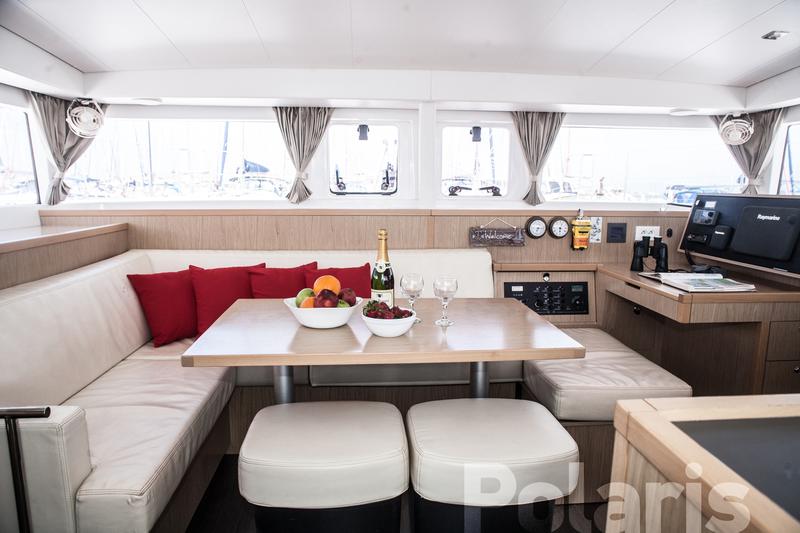 Book yachts online - catamaran - Lagoon 400 S2. - Vicky - rent