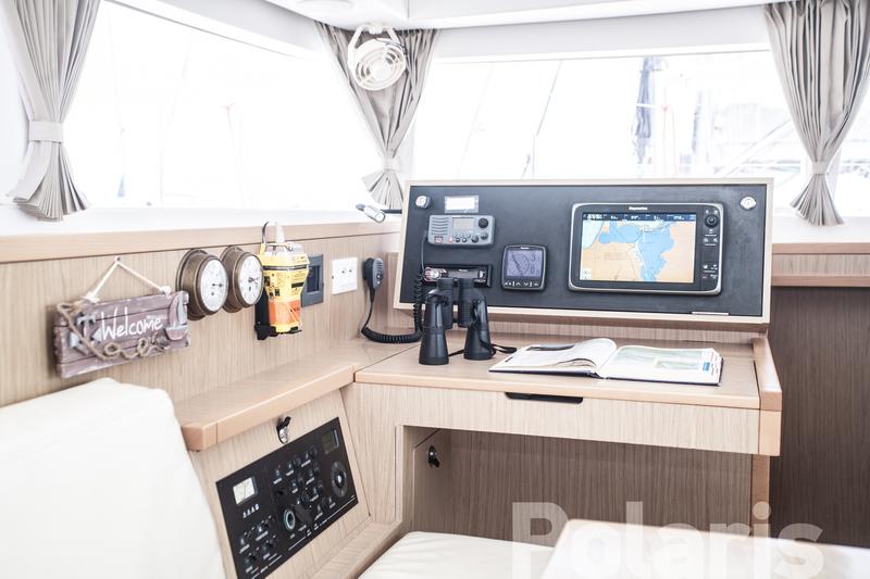 Book yachts online - catamaran - Lagoon 400 S2. - Vicky - rent